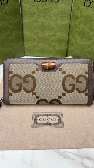 Gucci GG Canvas Bamboo Zip Wallet Beige Brown