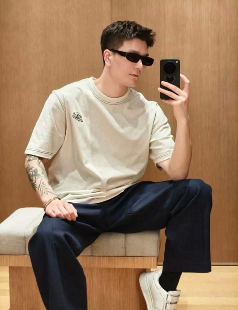 Cream Short Sleeve T-Shirt with Embroidered Logo