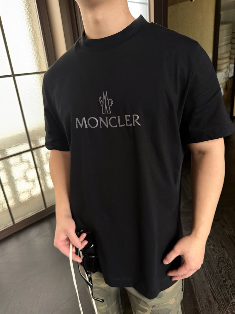 Moncler Logo T-Shirt Black
