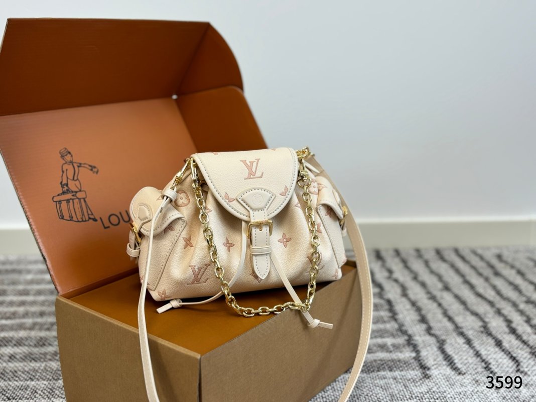 Louis Vuitton Monogram Canvas Cream Shoulder Bag