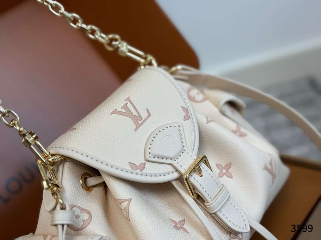 Louis Vuitton Monogram Canvas Cream Shoulder Bag view