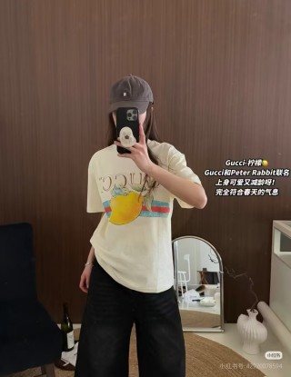 Gucci Peter Rabbit Collaboration Cream T-Shirt