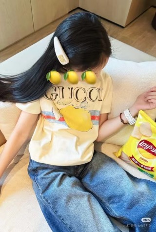 Gucci Peter Rabbit Collaboration Cream T-Shirt view 5