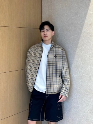 Cream & Navy Plaid Zip-Up Overshirt Jacket view 3