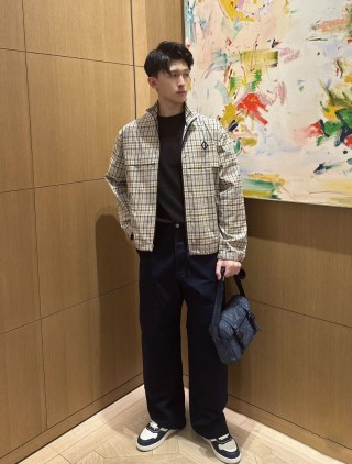 Cream & Navy Plaid Zip-Up Overshirt Jacket view 4