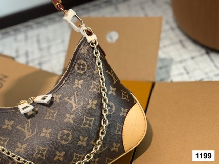 Louis Vuitton Monogram Shoulder Bag with Chain Strap view 4