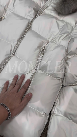 Moncler White Puffer Down Jacket with Fur Hood