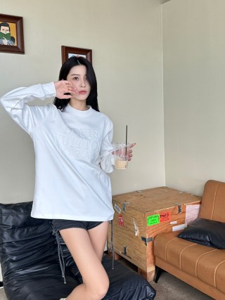 Louis Vuitton Monogram Long Sleeve White T-Shirt view 3