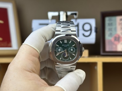 Patek Philippe Nautilus 5740 Chronograph Steel Watch view 2