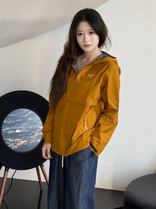 Arc'teryx Beat Jacket Yukon Yellow view 6