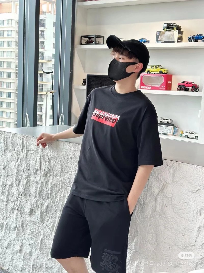 Balenciaga Black Logo T-Shirt view