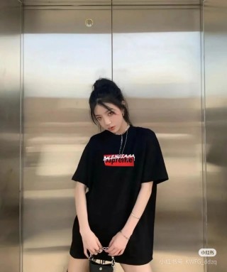Balenciaga Black Logo T-Shirt view 9