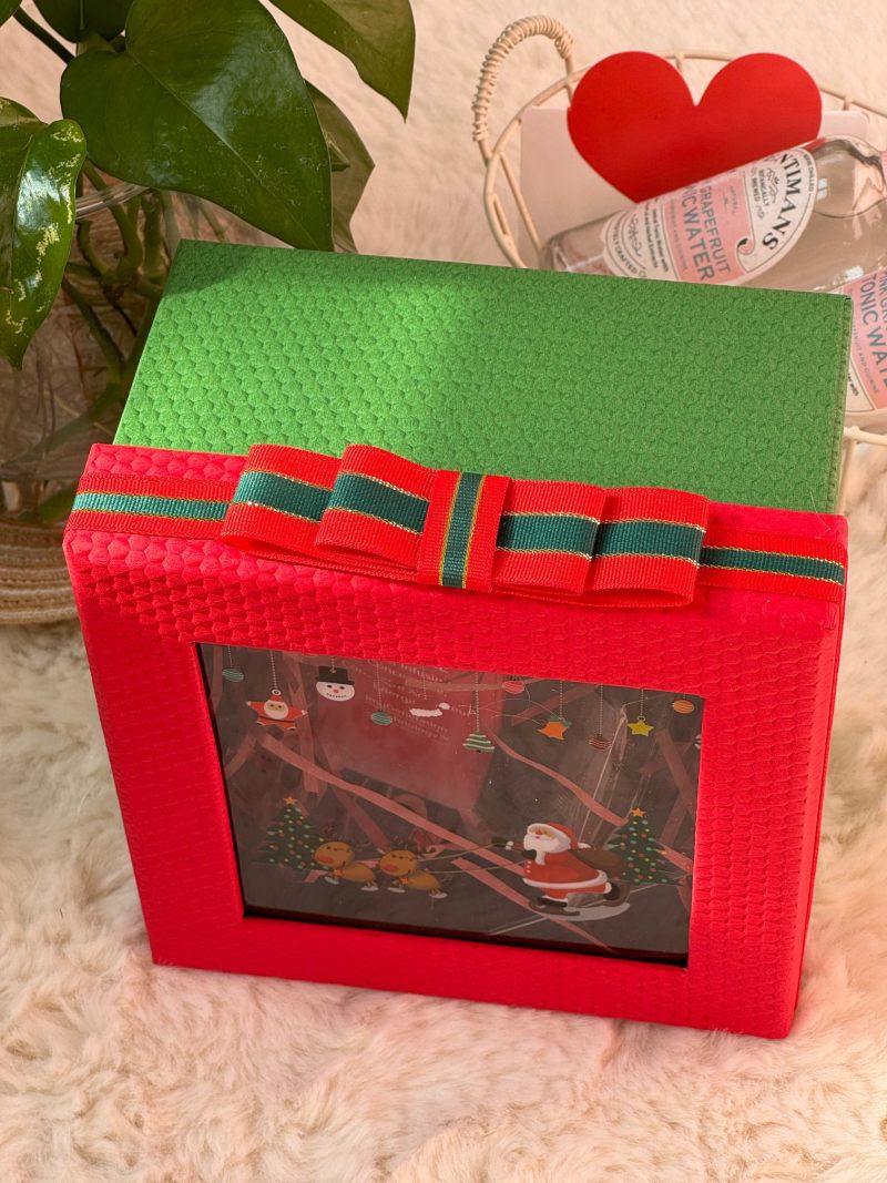 Luxury Beauty Holiday Gift Set - Fragrances & Cosmetics view