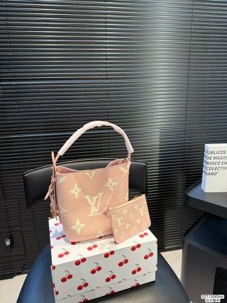 Louis Vuitton BB Bucket Bag Monogram Canvas Pink view 2