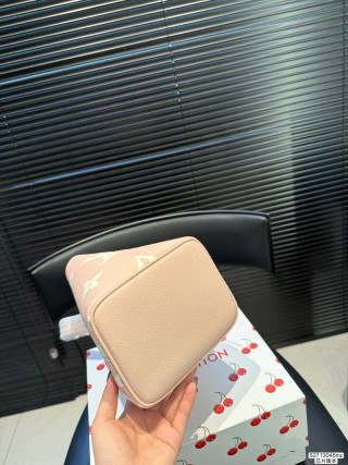 Louis Vuitton BB Bucket Bag Monogram Canvas Pink view 7