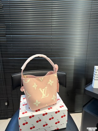 Louis Vuitton BB Bucket Bag Monogram Canvas Pink view 8