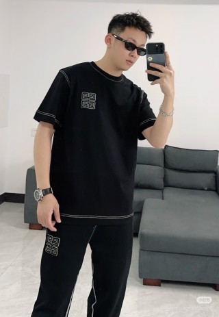 Givenchy Black 4G Embroidered Short-Sleeve T-Shirt view 2