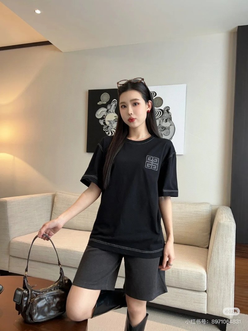 Givenchy Black 4G Embroidered Short-Sleeve T-Shirt view