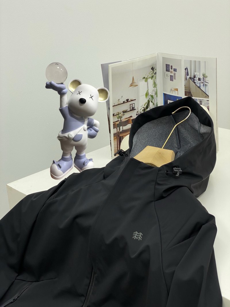 KOLON SPORT Black Outdoor Hardshell Windbreaker Jacket view