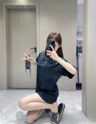 Louis Vuitton Monogram Gradient Black T-Shirt view 4