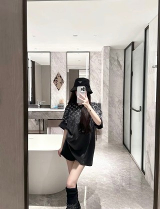 Louis Vuitton Monogram Gradient Black T-Shirt view 6