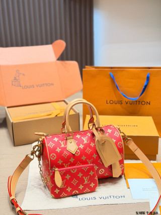 Louis Vuitton Speedy Monogram Red Handbag 25cm view 3