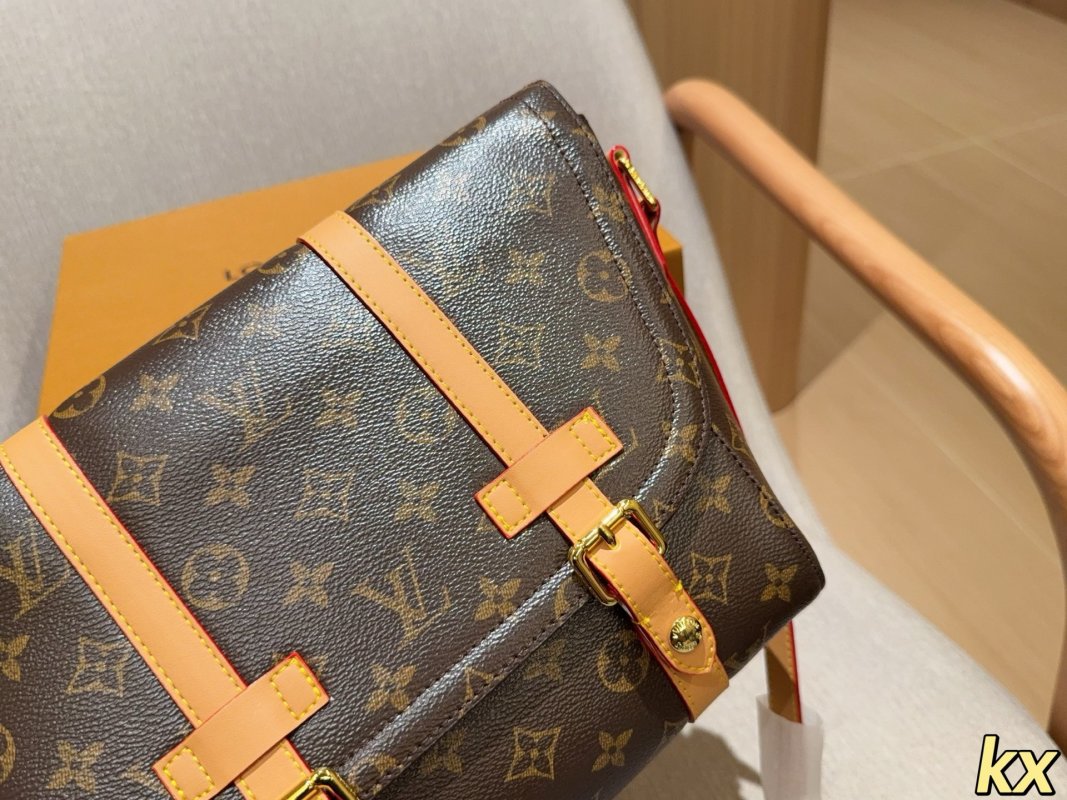 Louis Vuitton Christopher Monogram Messenger Bag Brown view