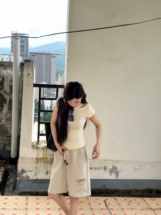 Loewe Cream Logo Shorts view 8