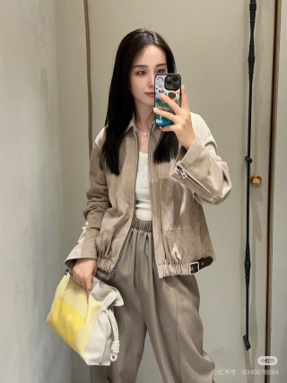 Beige Zip-Up Bomber Jacket with Ribbed Hem view 9