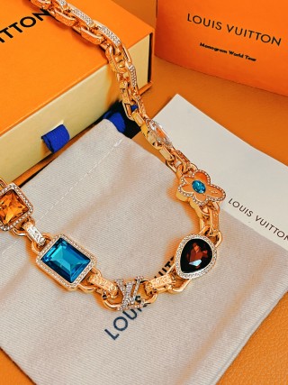 Louis Vuitton Paradise Stone Gold Necklace with Cubic Zirconia view 3