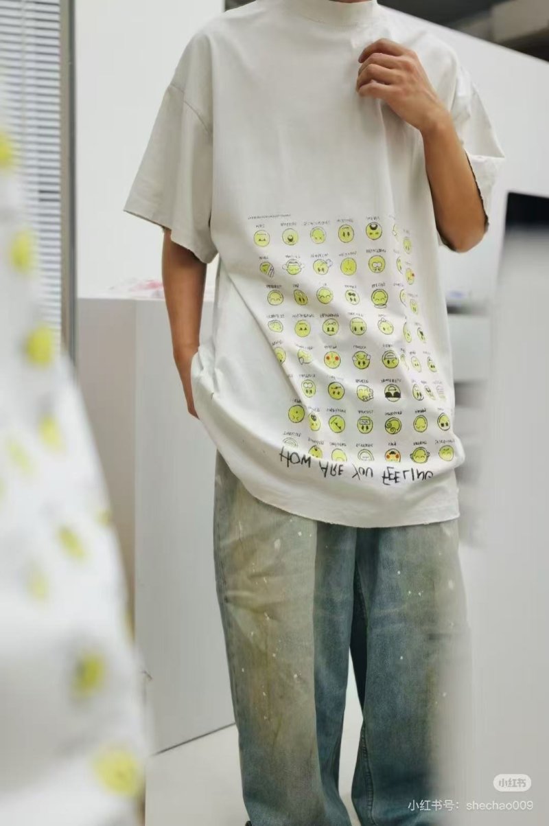 Oversized Emoji Grid Print White T-Shirt view