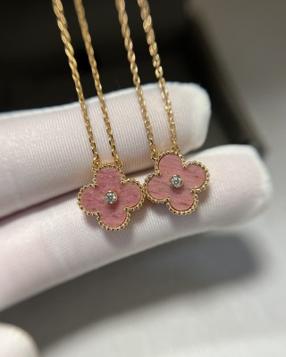 Van Cleef & Arpels Four Leaf Clover Pink Stone Diamond Necklace Rose Gold view 3