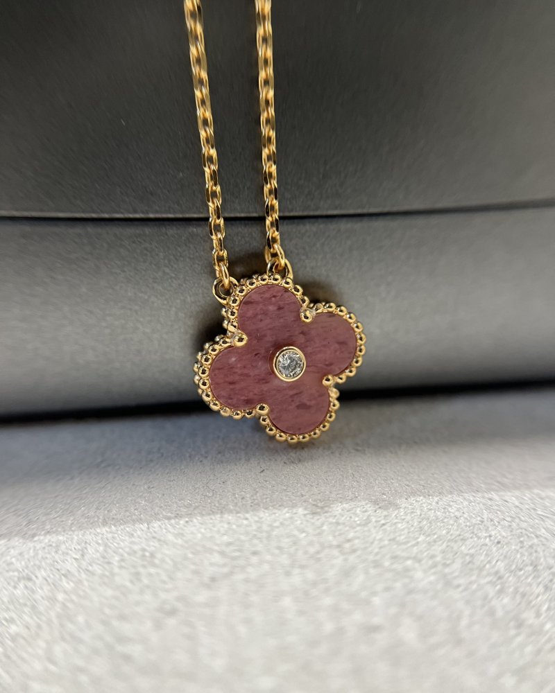 Van Cleef & Arpels Four Leaf Clover Pink Stone Diamond Necklace Rose Gold view