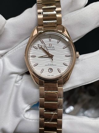 Omega Seamaster Aqua Terra 34mm Rose Gold Women's Watch view 2