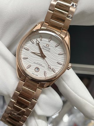 Omega Seamaster Aqua Terra 34mm Rose Gold Women's Watch view 5