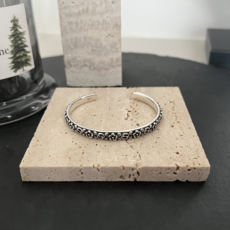 Gucci Double G Flower Vintage Silver Cuff Bracelet