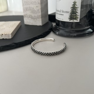 Gucci Double G Flower Vintage Silver Cuff Bracelet view 3