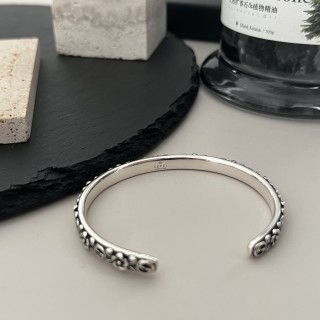 Gucci Double G Flower Vintage Silver Cuff Bracelet view 5