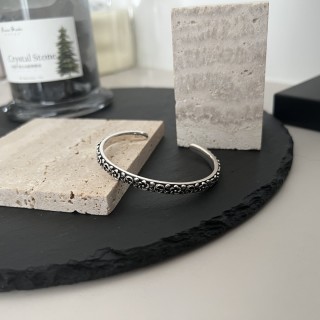 Gucci Double G Flower Vintage Silver Cuff Bracelet view 7