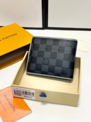 Louis Vuitton Damier Graphite Compact Wallet Black view 3