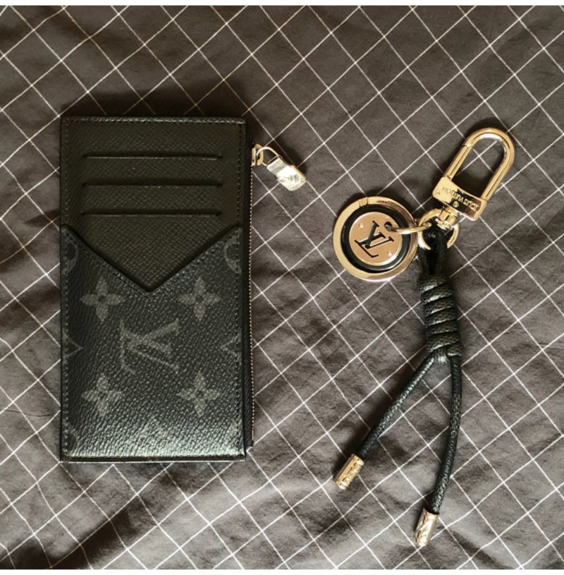 Louis Vuitton Drawstring Keychain Grey Black view