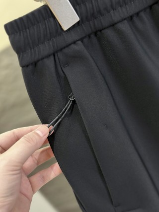 Arc'teryx Color-Block Softshell Hooded Jacket Black White view 4