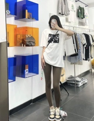 White Graphic Print Short Sleeve T-Shirt view 6