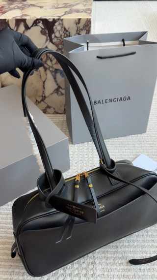 Balenciaga Black Leather Top Handle Tote Bag