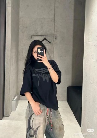 Black Oversized Graphic Short Sleeve T-Shirt view 5
