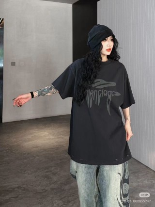 Black Oversized Graphic Short Sleeve T-Shirt view 8