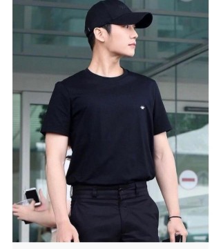Black Crew Neck Short Sleeve T-Shirt with Small Chest Logo
