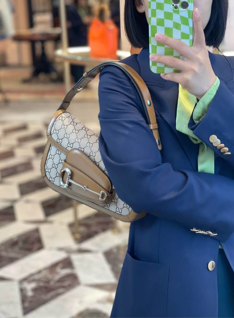 Gucci Horsebit 1955 Shoulder Bag Beige GG Canvas view