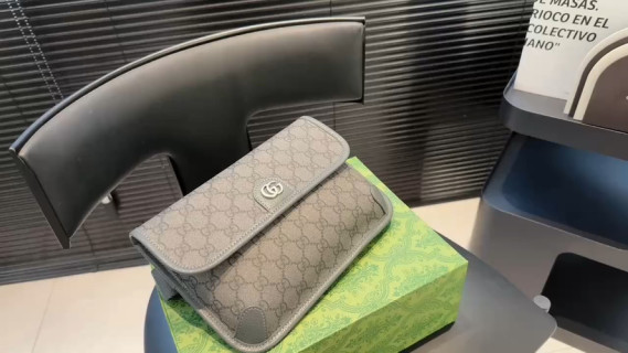 Gucci GG Marmont Beige Leather Wallet