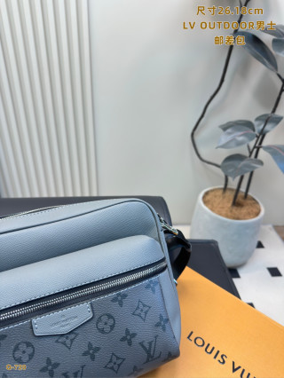 Louis Vuitton Outdoor Messenger Bag Grey view 2